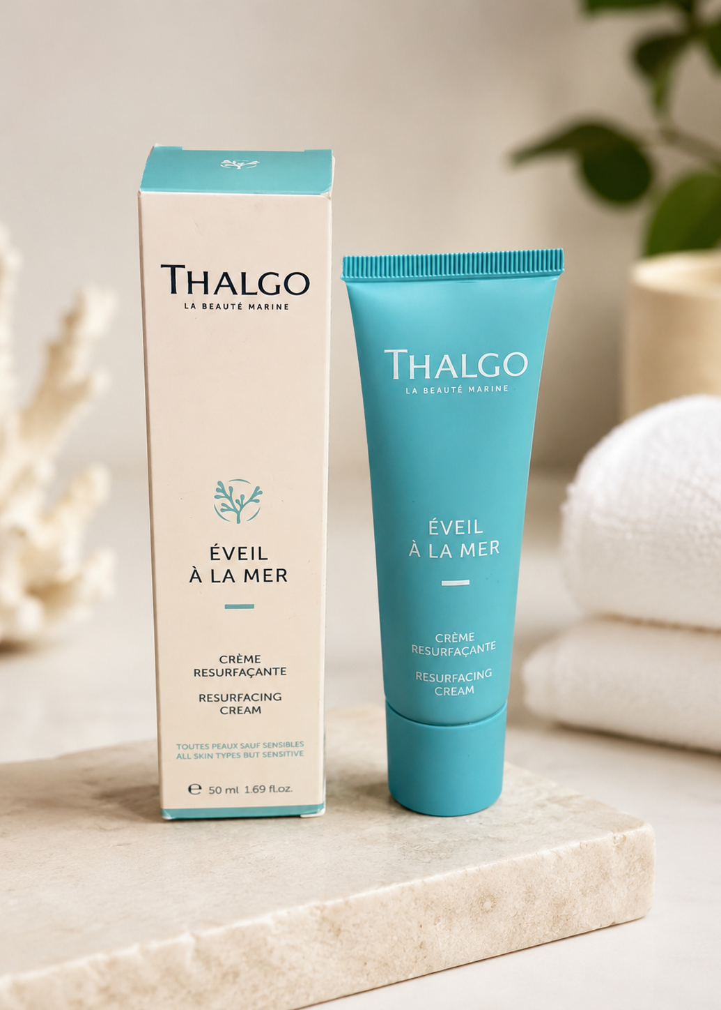 Crème Resurfaçante - Gommage Visage Anti-Âge